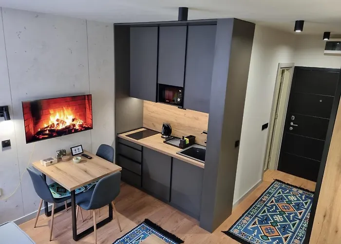 Anima Bela Reka C121, Brzeće